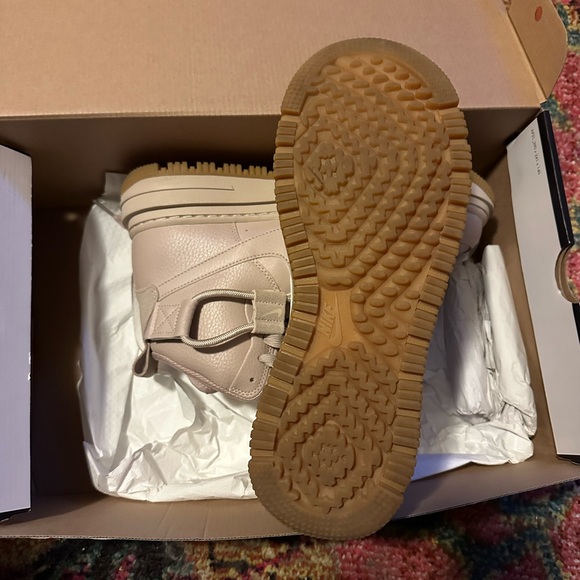 Nike Air Force 1 - size 10 women’s - W AF1 HI UT 2.0 - Picture 2 of 8